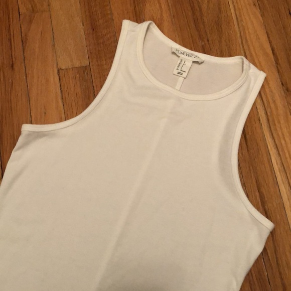 Dress - Picture 3 of 5